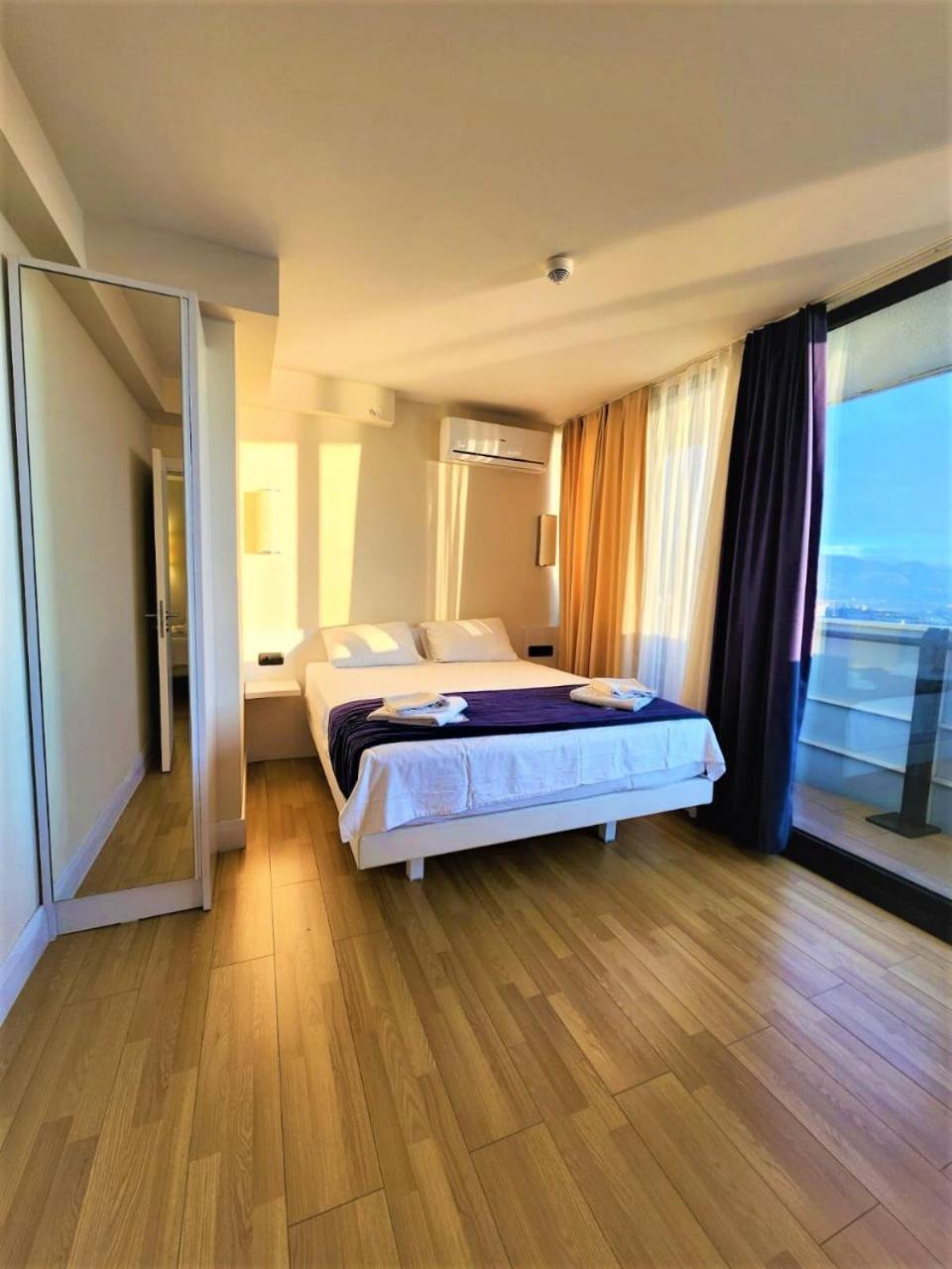 Orbi City Best Apartments バトゥーミ エクステリア 写真