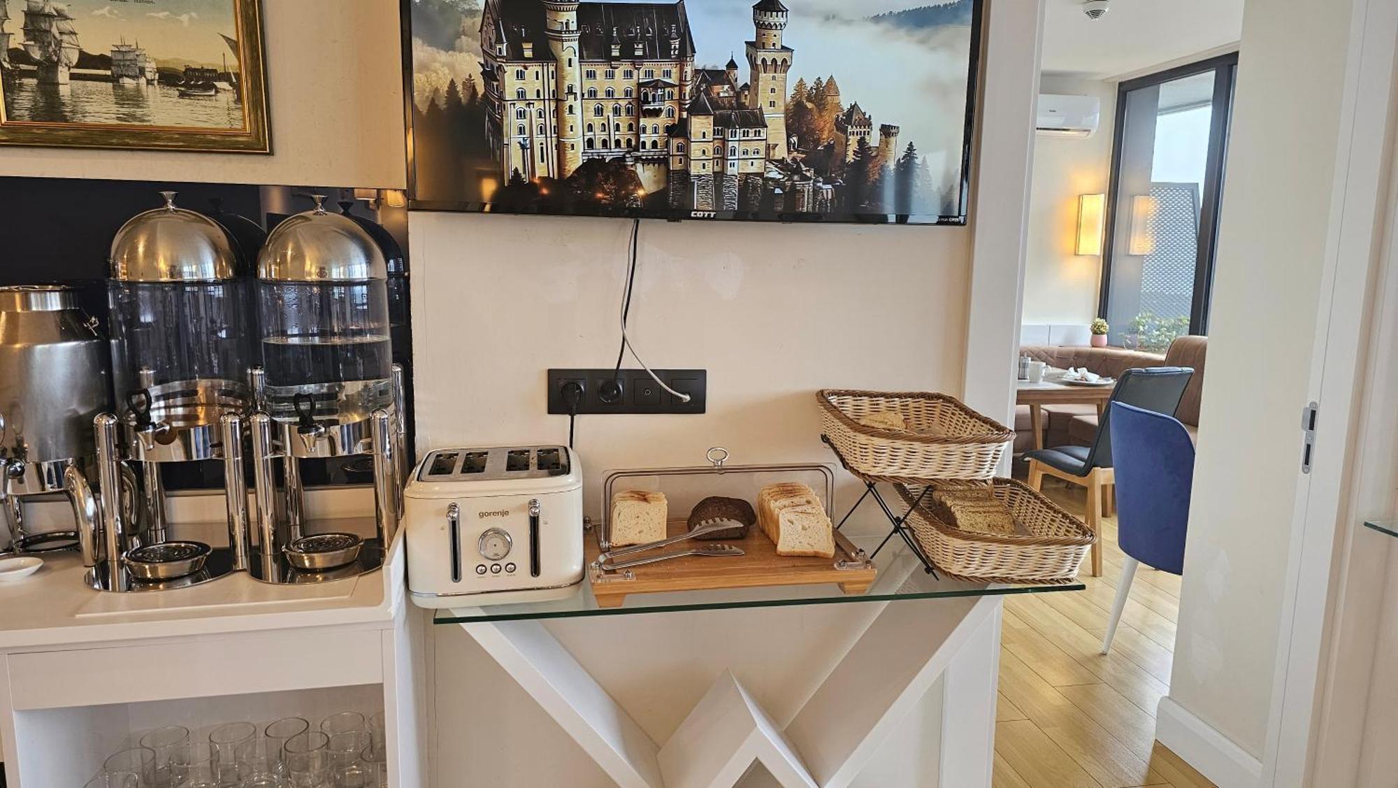 Orbi City Best Apartments バトゥーミ エクステリア 写真